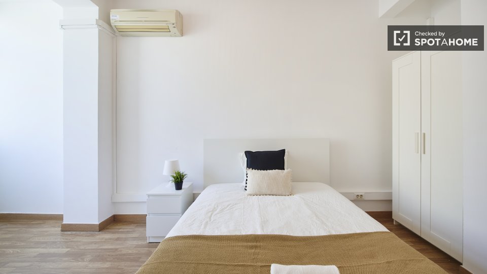 Double room Lisbon, 9 beds — photo 3