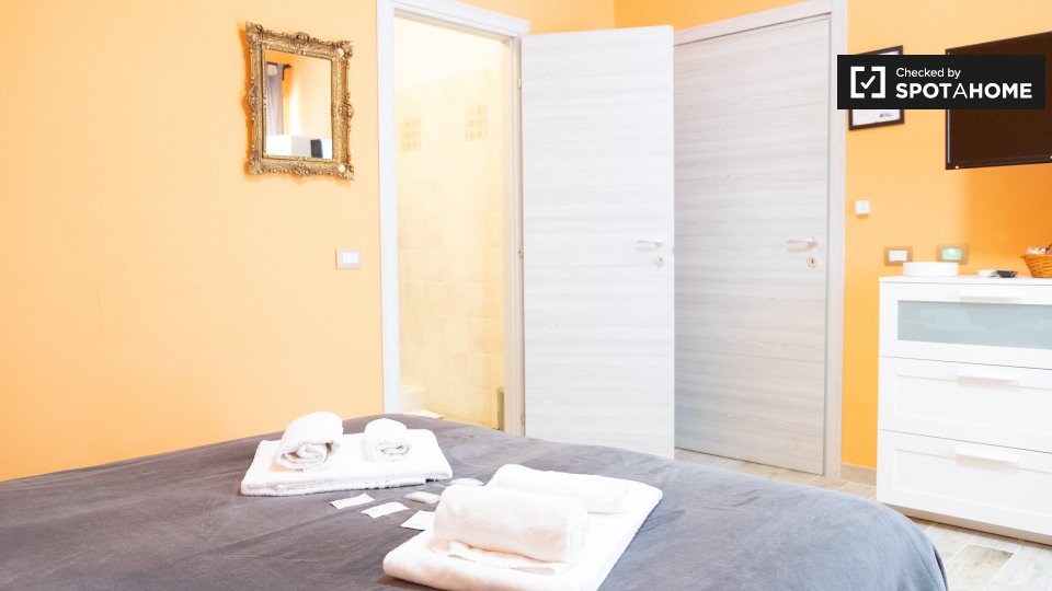 Double room Rome, 3 beds, 105m² — photo 3