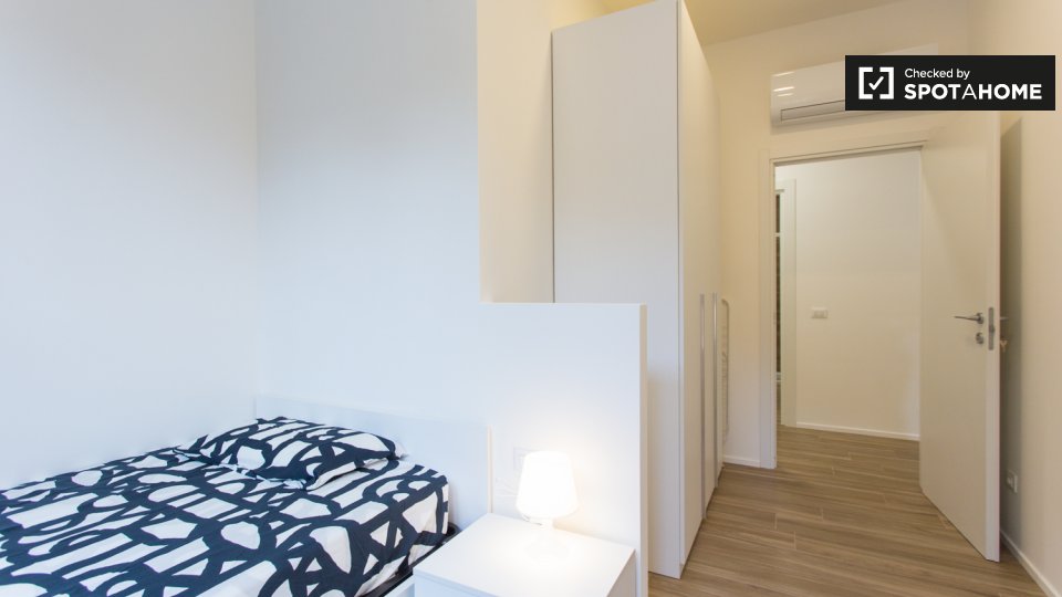 Double room Milan, 9 beds — photo 3