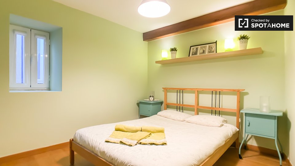 Apartment Lisbon, 2 beds, 65m² — photo 17