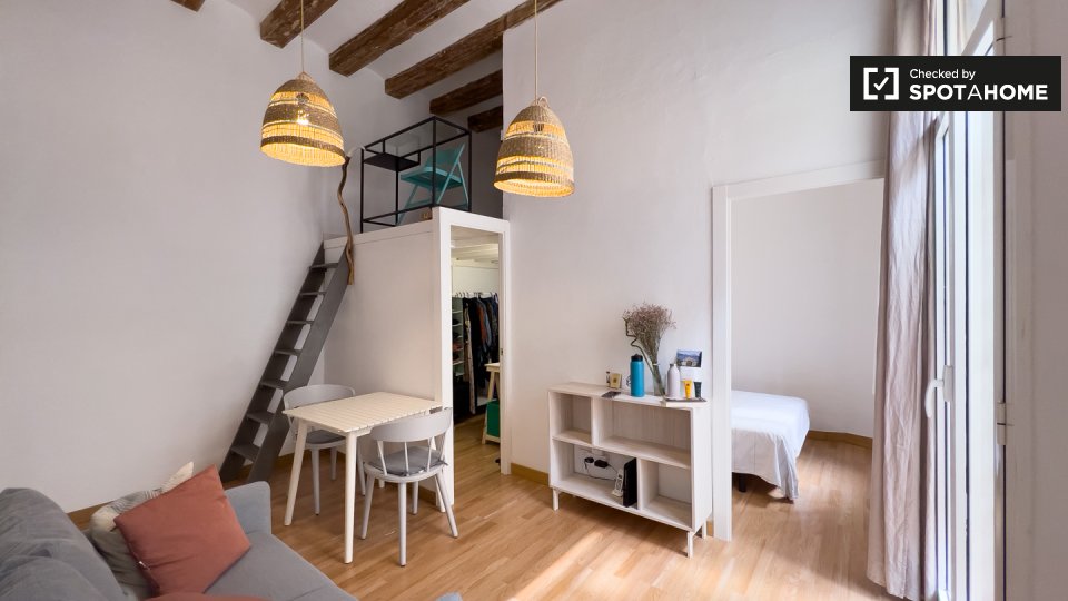 Apartment Barcelona, 1 bed, 36m² — photo 9