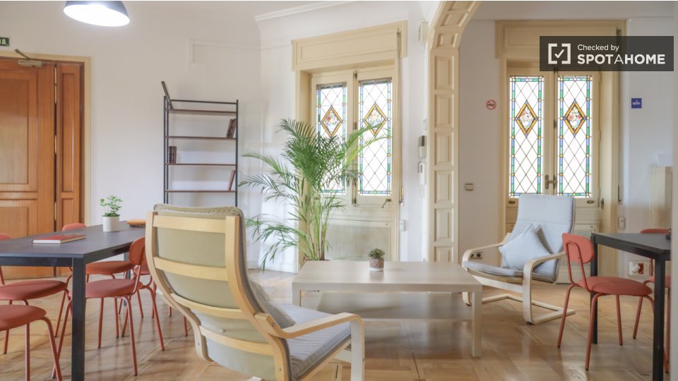 Double room Madrid, 18 beds — photo 2