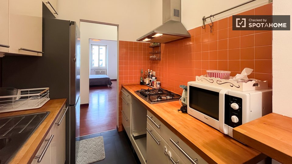 Double room Milan, 3 beds — photo 6