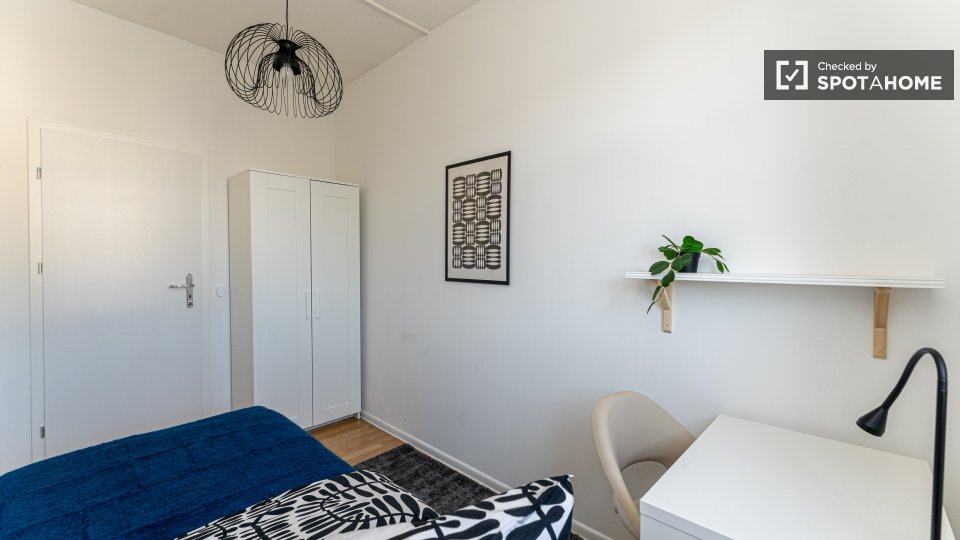 Double room Berlin, 5 beds, 84m² — photo 3
