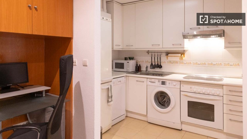 Apartment Madrid, 1 bed — photo 8