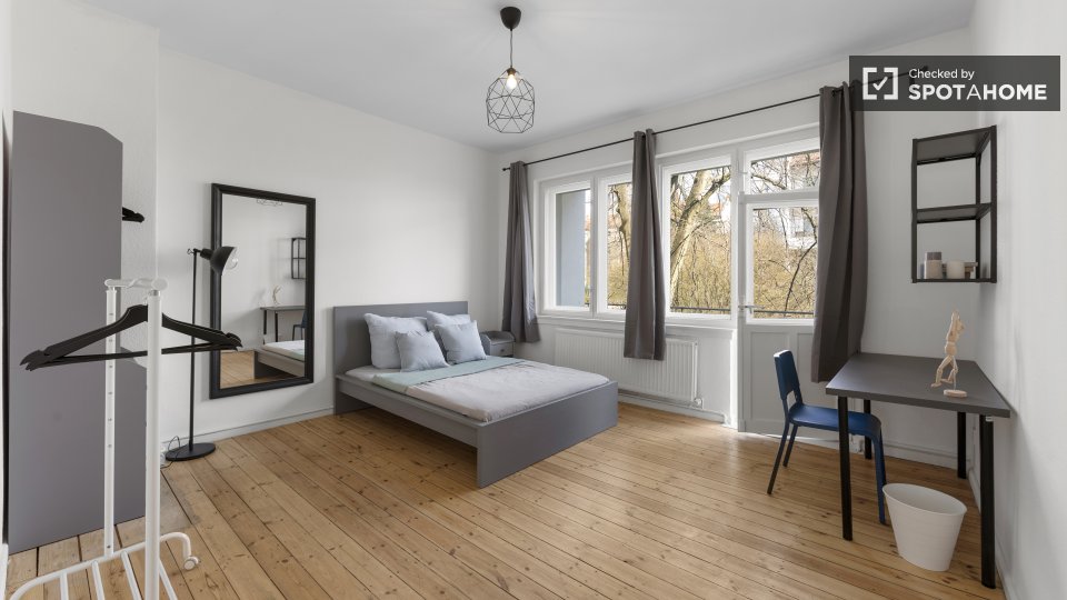 Double room Berlin, 3 beds, 71m² — photo 2