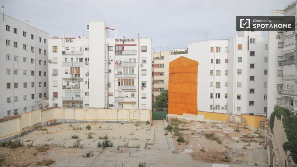 Double room Madrid, 6 beds — photo 19