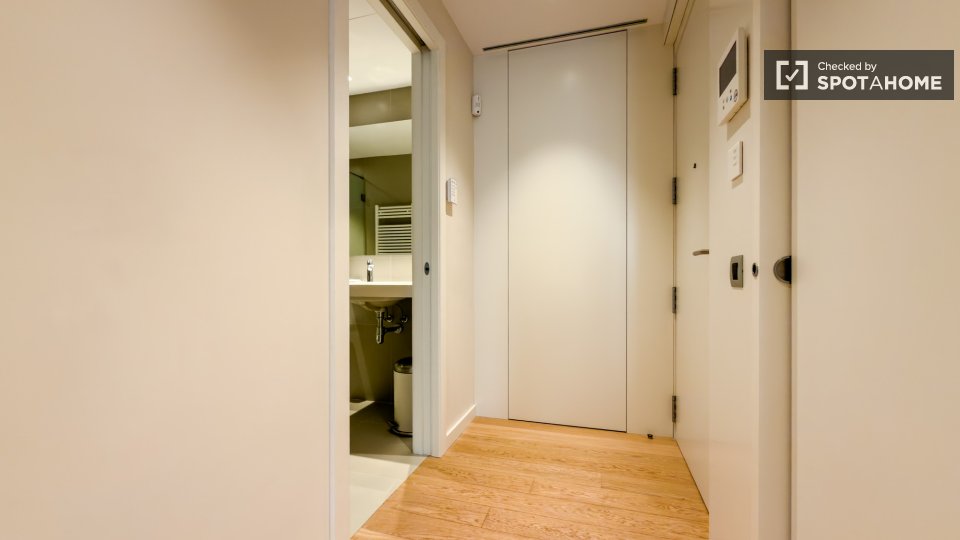 Apartment Barcelona, 2 beds — photo 1