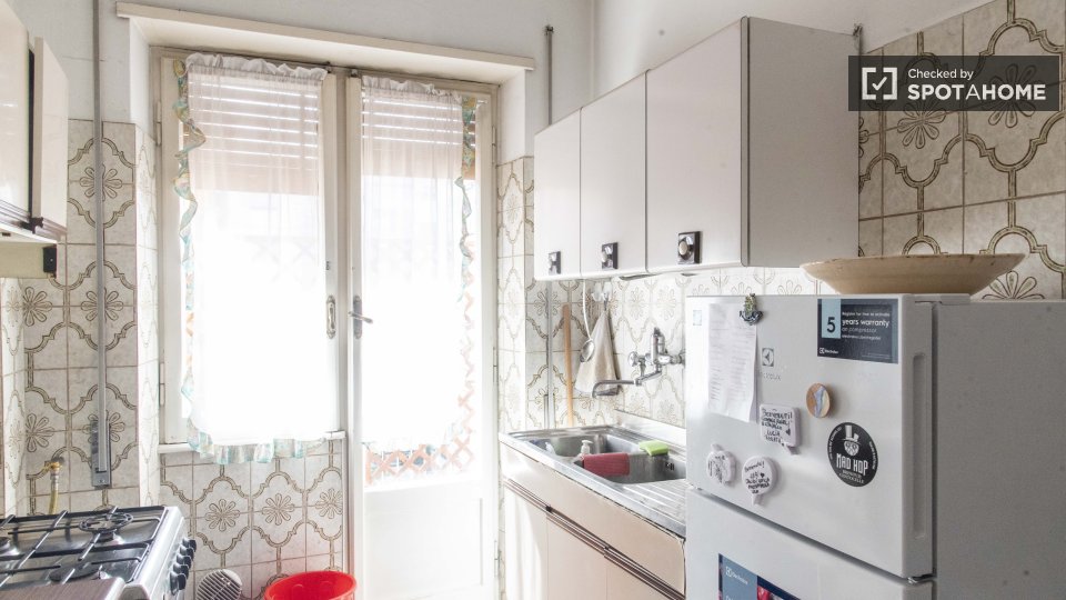 Double room Rome, 3 beds, 100m² — photo 3