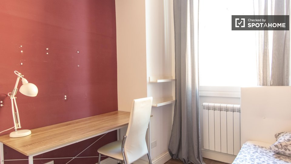 Double room Rome, 4 beds — photo 18