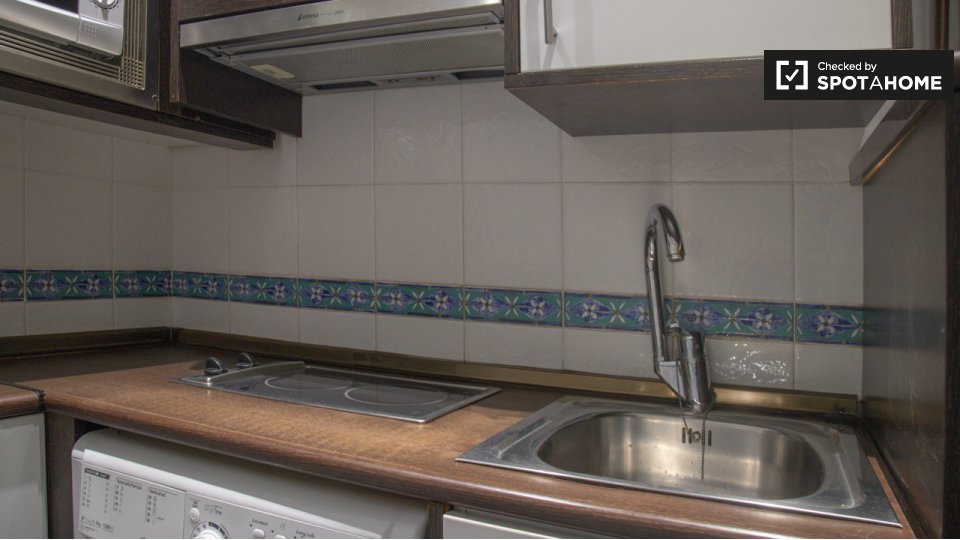 Apartment Madrid, 1 bed — photo 1