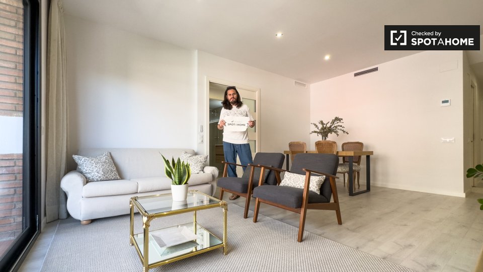 Apartment Barcelona, 3 beds, 90m² — photo 20