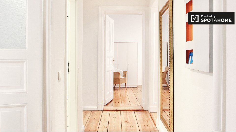 Apartment Berlin, 2 beds, 93m² — photo 2