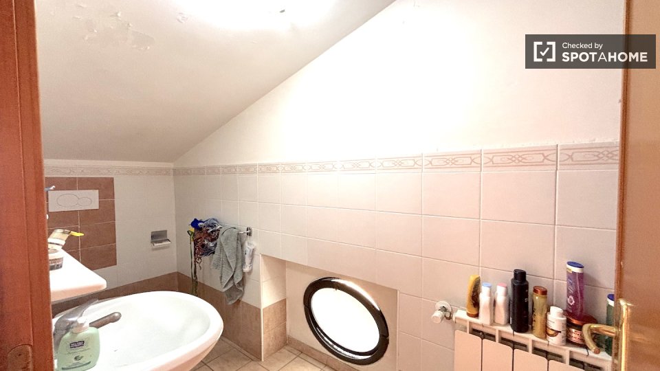 Double room Rome, 33 beds — photo 22