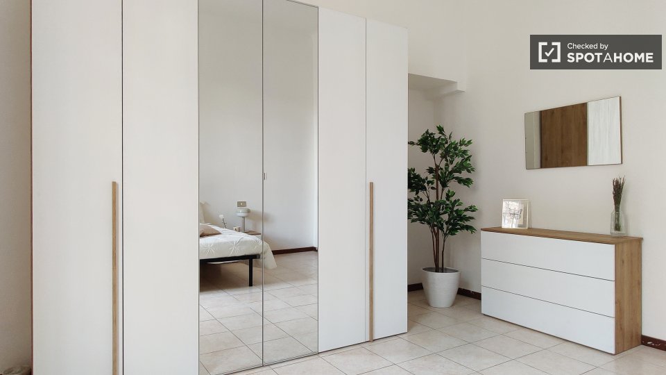 Apartment Milan, 1 bed — photo 15
