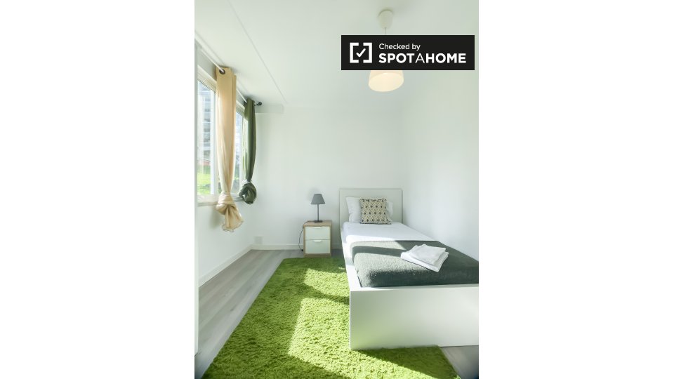 Apartment Lisbon, 5 beds, 100m² — photo 13