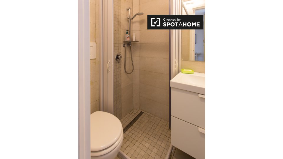 Double room Milan, 4 beds, 90m² — photo 19