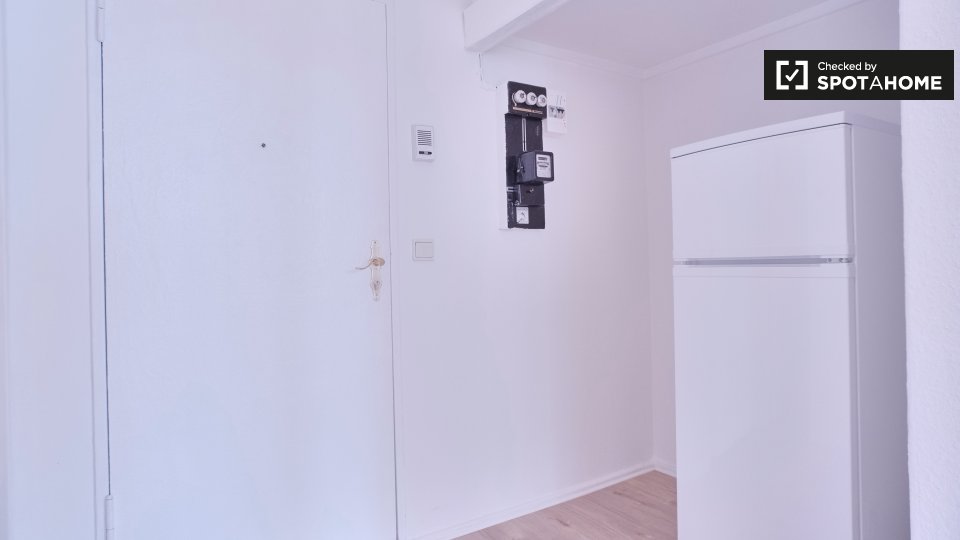 Double room Berlin, 3 beds, 47m² — photo 13