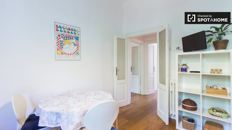 Double room Milan, 3 beds — photo 10