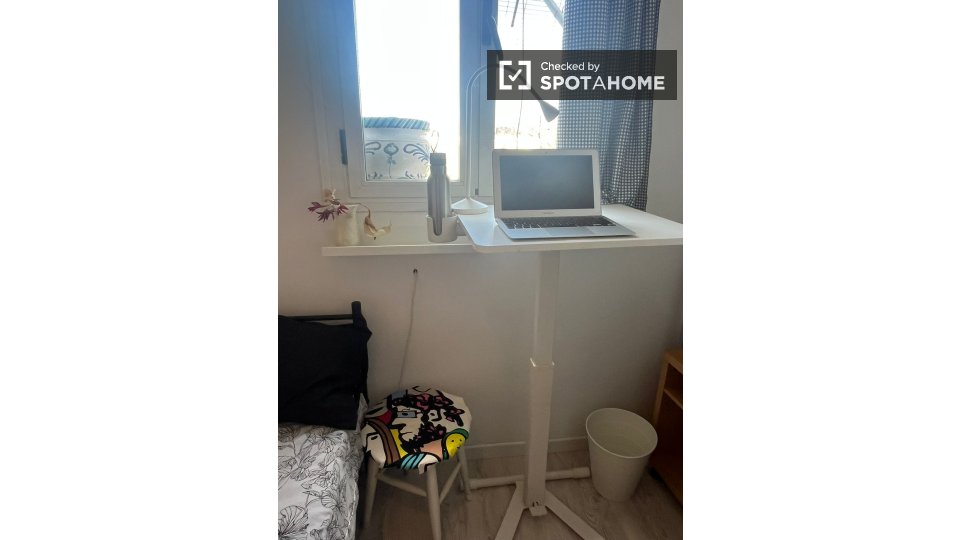 Double room Madrid, 4 beds — photo 1