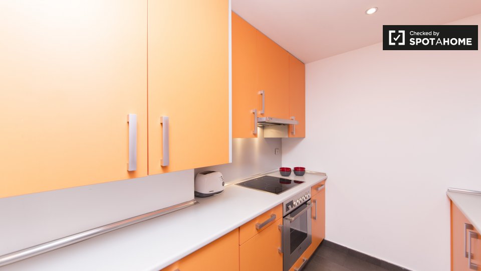 Apartment Madrid, 2 beds, 1m² — photo 11