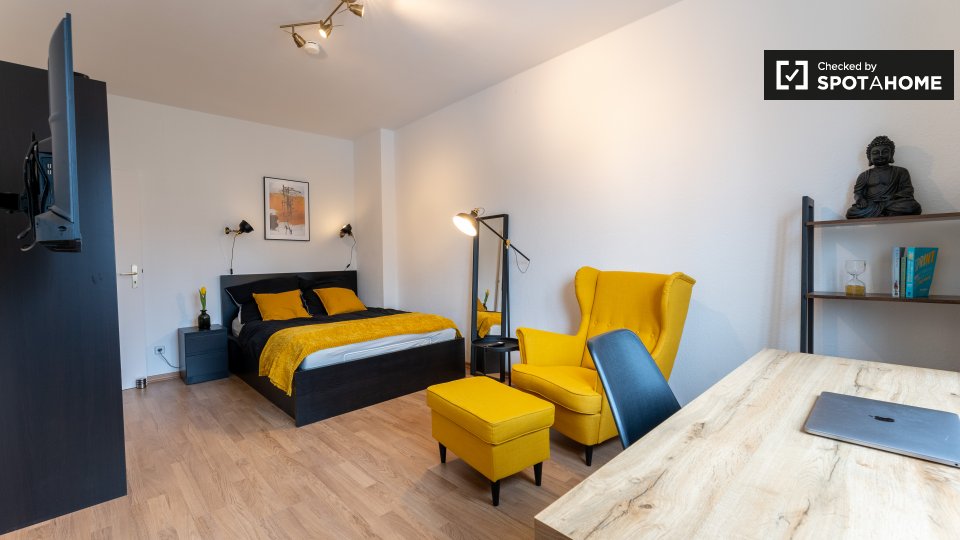 Apartment mono Berlin, 30m² — photo 1