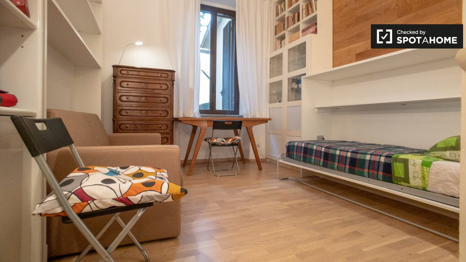 Double room Milan, 2 beds, 70m² — photo 2