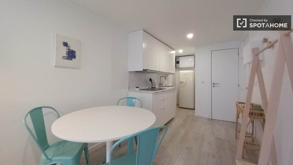 Apartment Lisbon, 1 bed, 40m² — photo 4