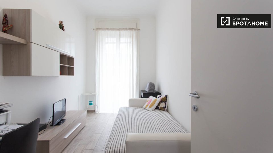 Double room Milan, 2 beds — photo 1