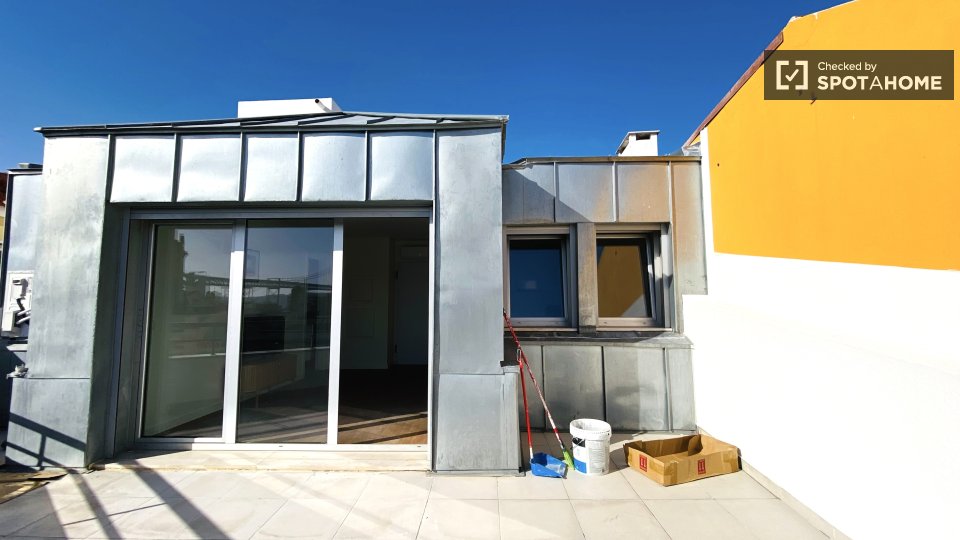 Apartment mono Lisbon — photo 10