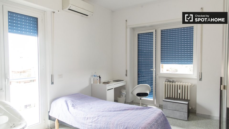 Double room Rome, 6 beds — photo 12