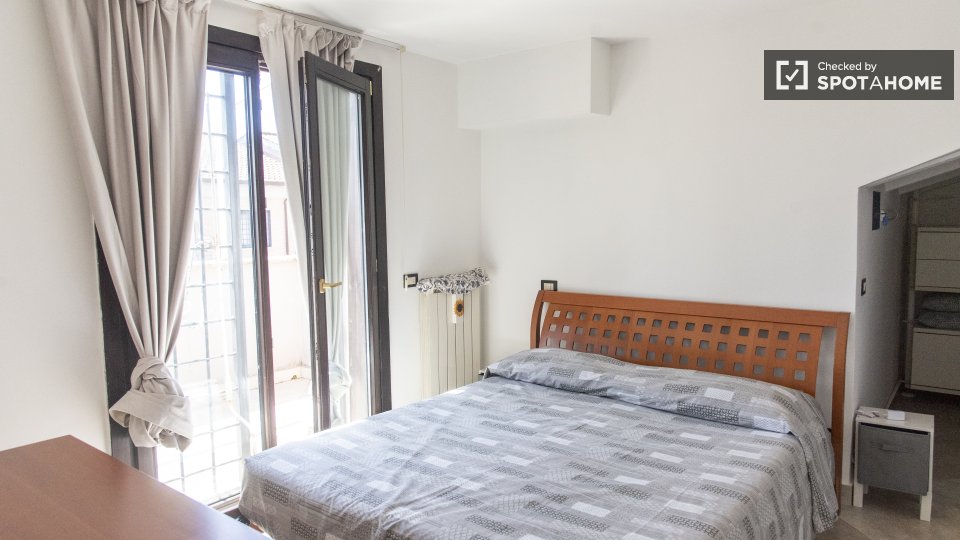 Apartment Rome, 1 bed — photo 6
