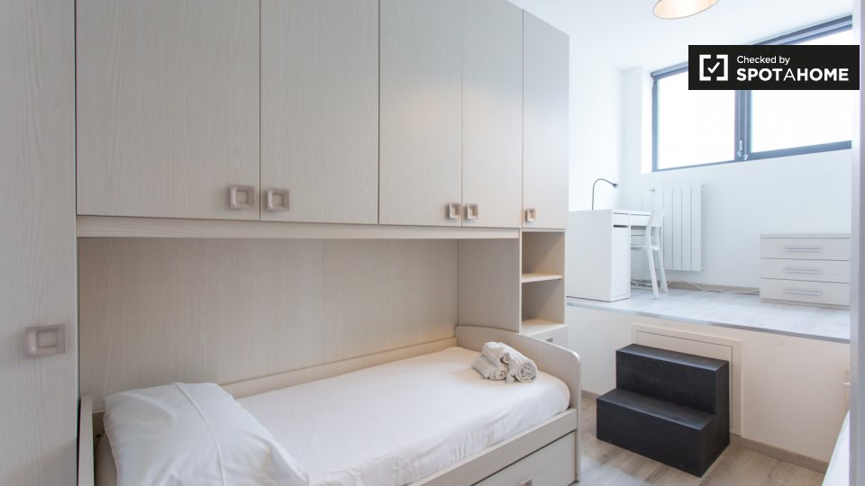 Double room Milan, 5 beds, 113m² — photo 4