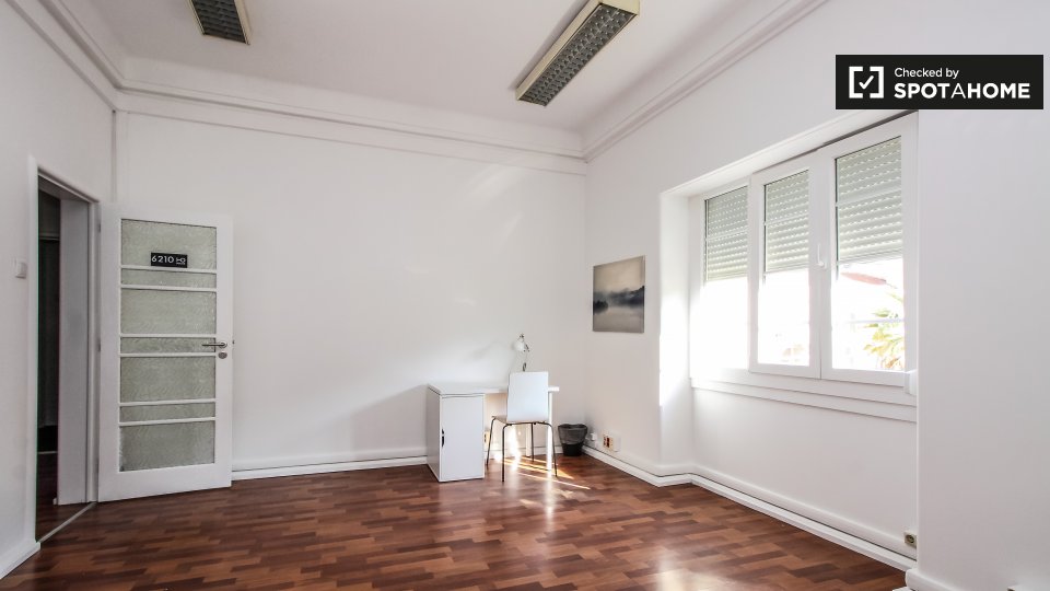 Double room Lisbon, 11 beds — photo 4