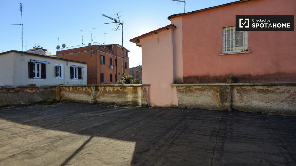 Double room Rome, 5 beds — photo 6