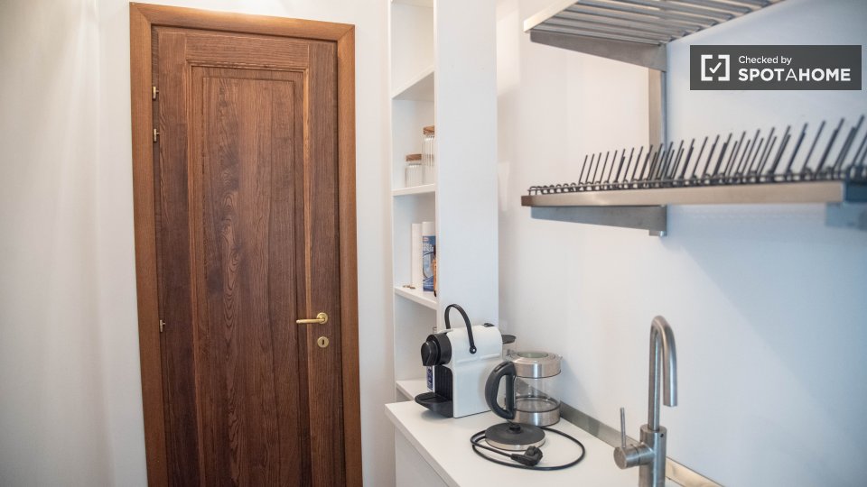 Apartment Rome, 2 beds, 48m² — photo 23