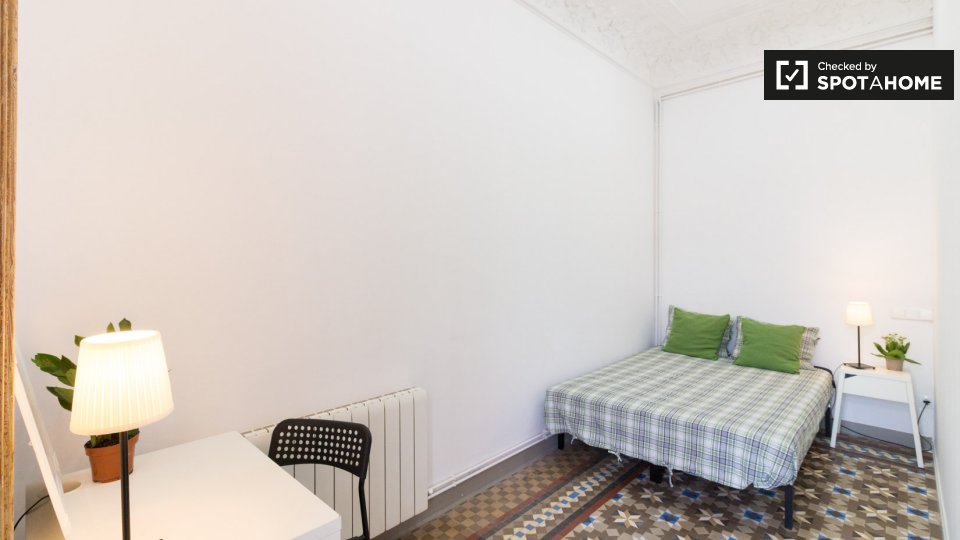 Double room Barcelona, 8 beds, 250m² — photo 1
