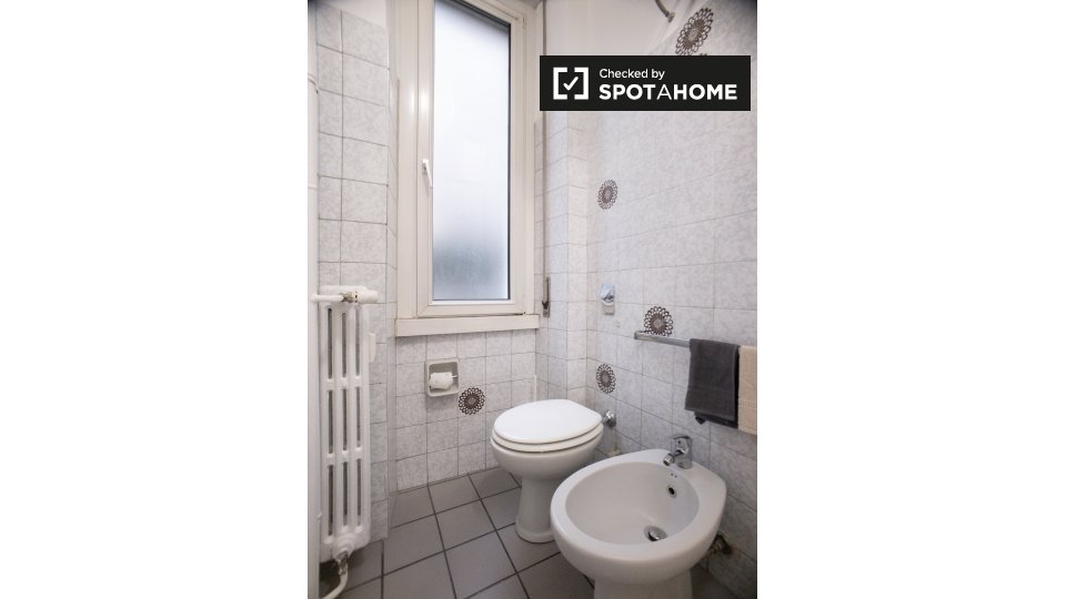 Double room Milan, 3 beds, 70m² — photo 15