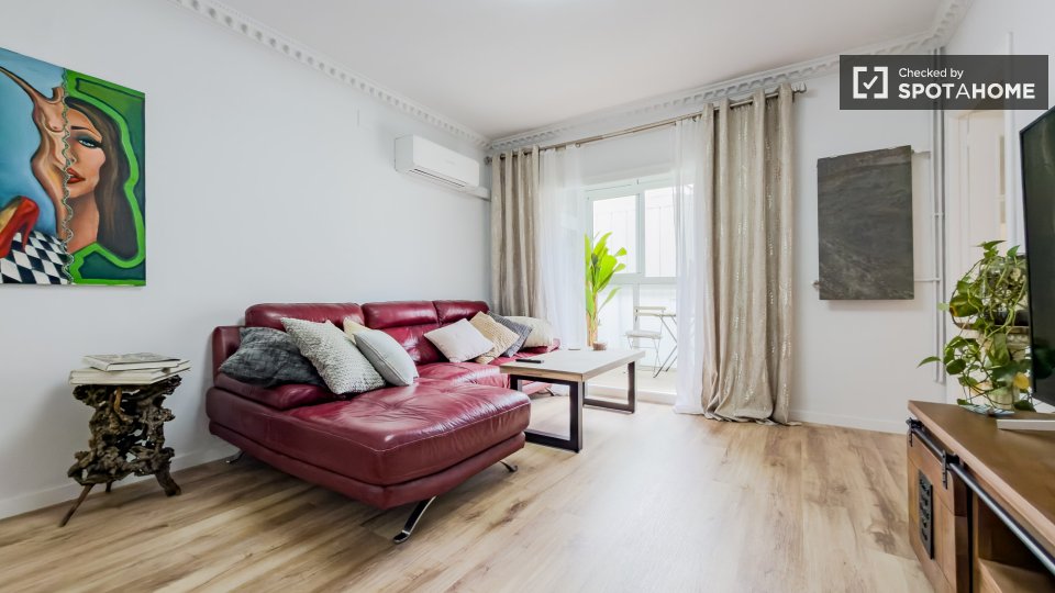Apartment Barcelona, 3 beds, 67m² — photo 40