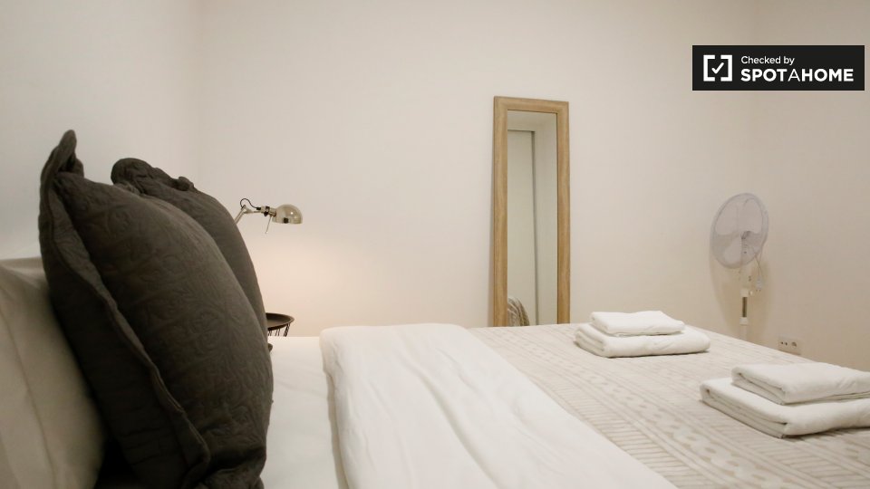 Apartment Lisbon, 2 beds — photo 17