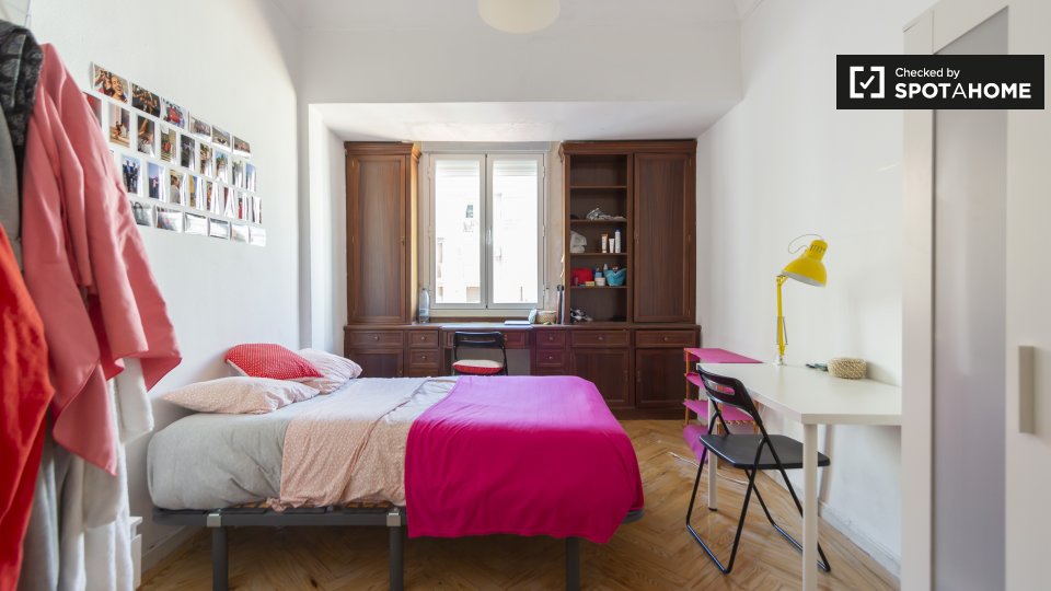 Double room Madrid, 9 beds — photo 1