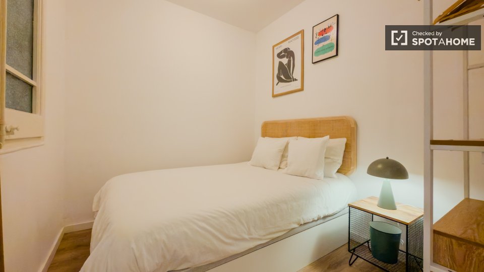 Habitación doble Barcelona, 4 habitaciones — foto 9