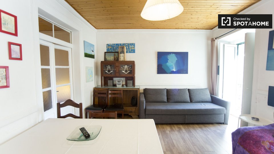 Apartment Lisbon, 5 beds, 94m² — photo 3