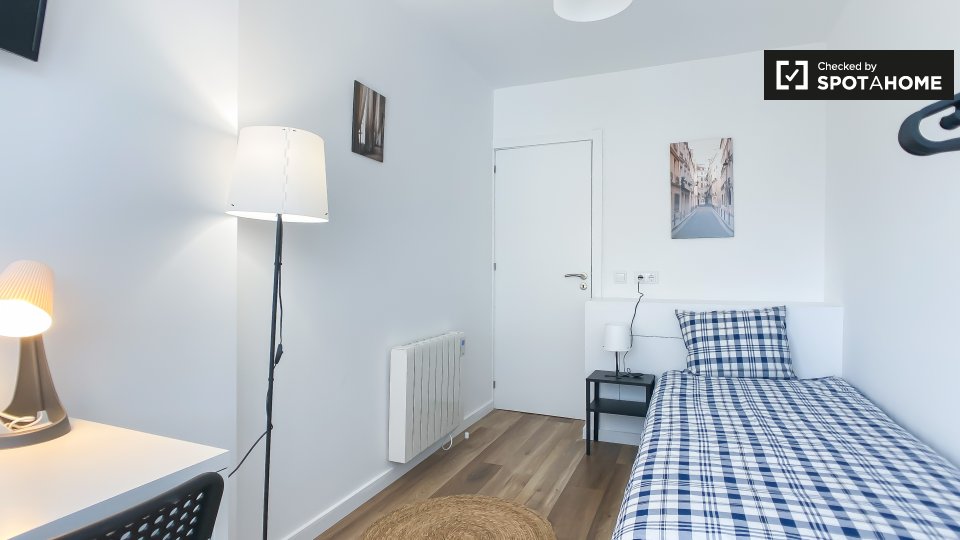 Double room Lisbon, 7 beds — photo 3