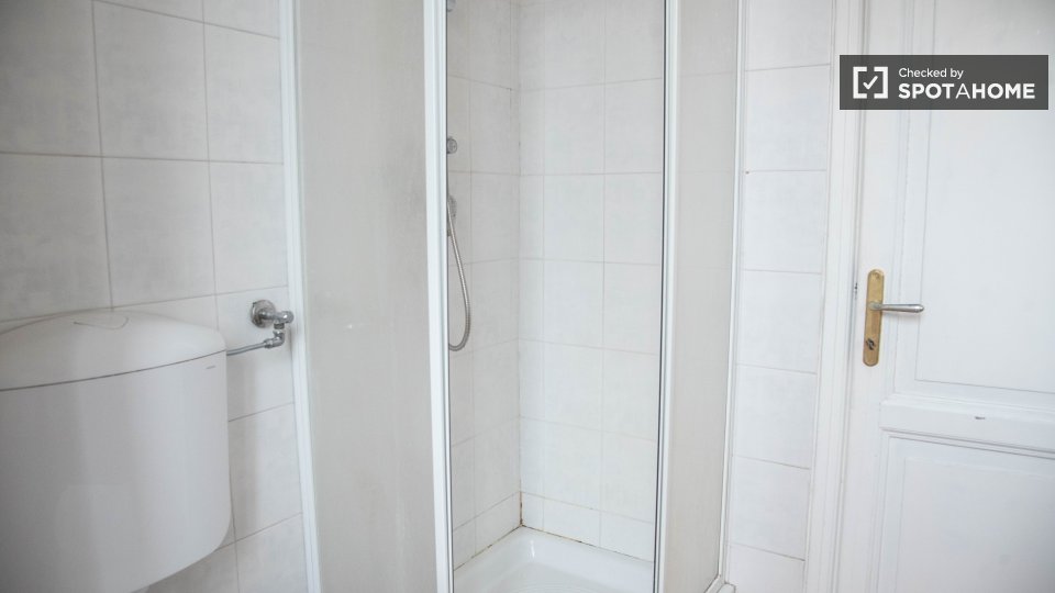 Double room Rome, 4 beds — photo 15