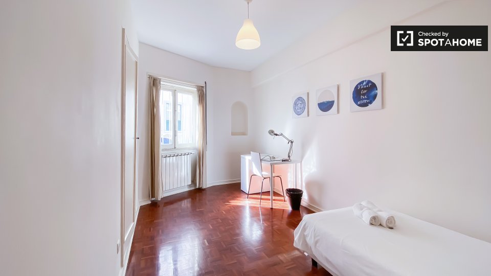 Double room Lisbon, 10 beds — photo 2