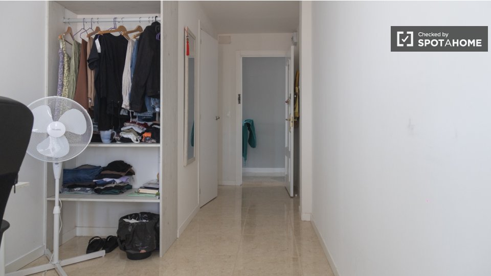 Double room Madrid, 5 beds — photo 24