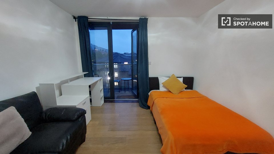 Double room London, 4 beds — photo 13