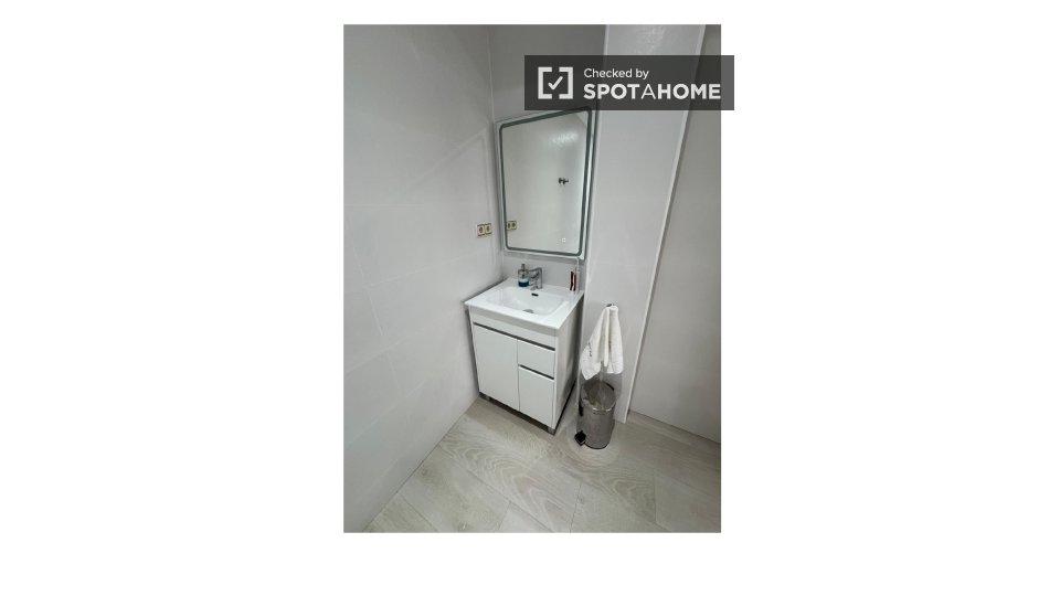 Apartment Madrid, 2 beds, 90m² — photo 24