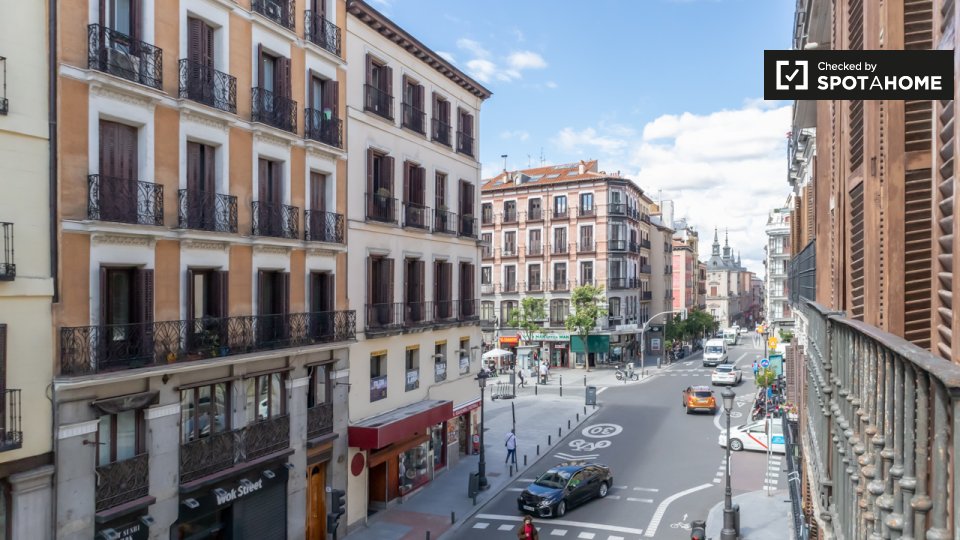 Double room Madrid, 4 beds — photo 7